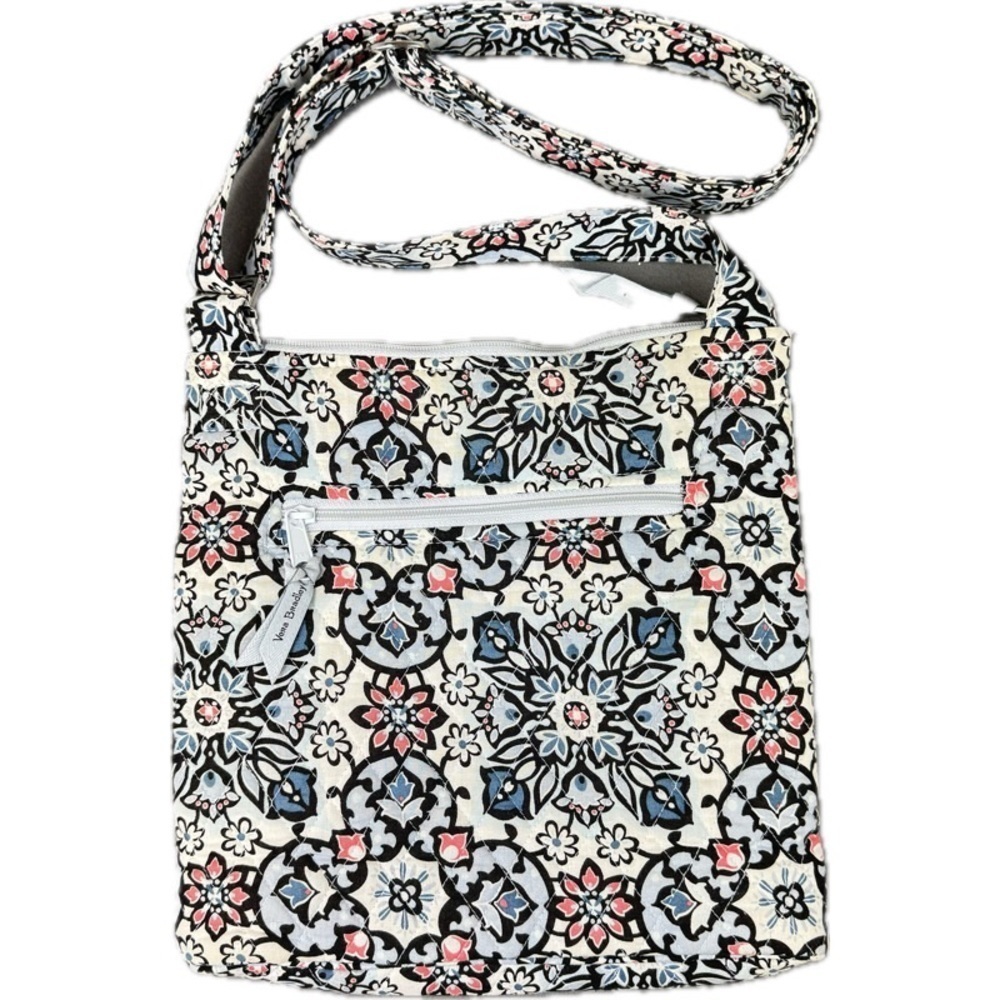 Vera Bradley Hipster Crossbody Bag Lisbon Medallion Light Blue Quilted
